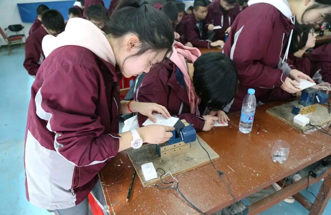 1577260513628759.jpg 13.jpg